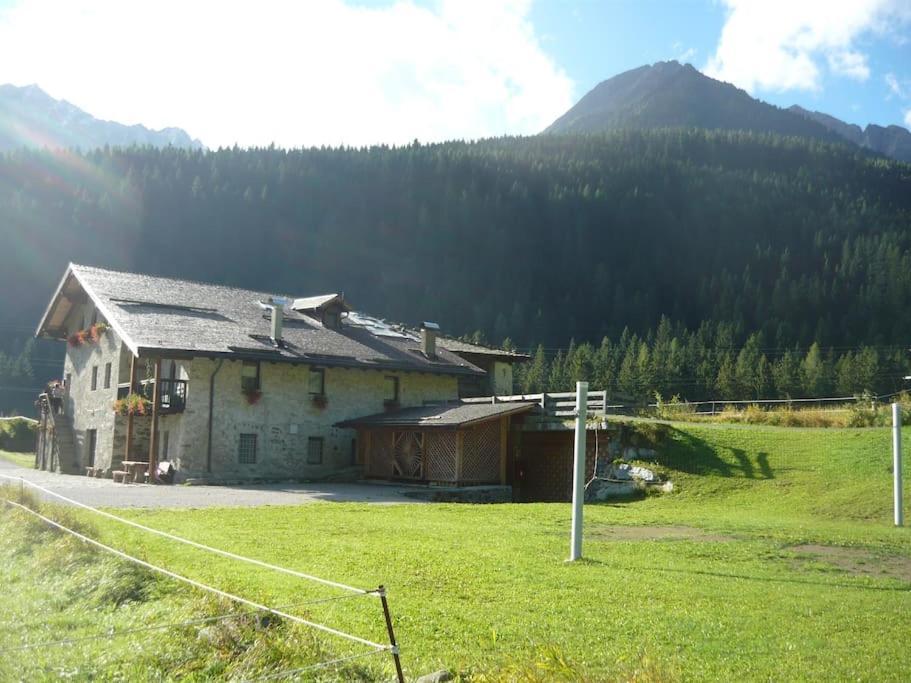Chalet Rustico Bertolini Per Gruppi! Vila Vermiglio Exterior foto