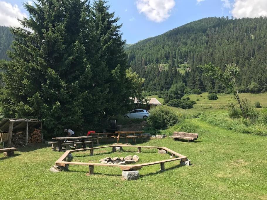Chalet Rustico Bertolini Per Gruppi! Vila Vermiglio Exterior foto